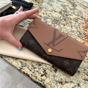 Authentic LV wallet